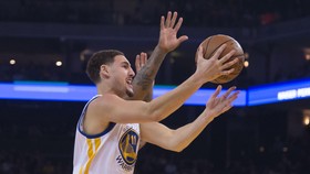 Tanpa Curry, Warriors Hancurkan Rockets
