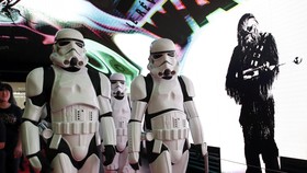'Kampung Halaman' Star Wars Diserang ISIS?