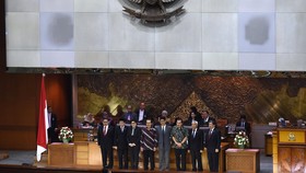 Jokowi Lantik Pimpinan KPK Senin Pekan Depan