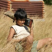 4 Film Indonesia Bertema Perjuangan Guru di Netflix, Mana yang Paling Menyentuh Hatimu?