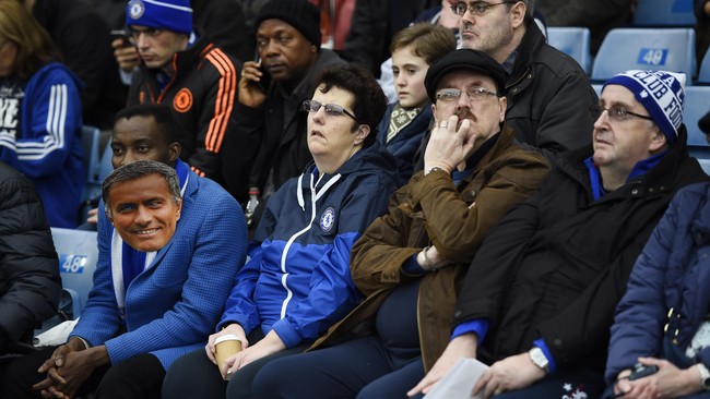 Sunderland bangkit di babak kedua, lewat Fabio Borini dan bersemangat untuk memburu gol penyama kedudukan. Namun, Chelsea menutup kemenangan dengan skor 3-1.