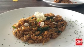 Mantan TKI Sukses Jual Nasi Goreng Maut dengan GrabKitchen