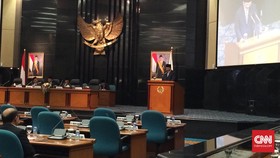 Ahok Jawab Pandangan DPRD DKI soal Ojek Online