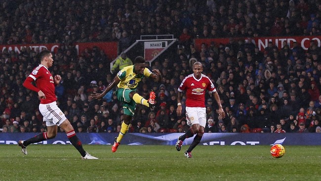 Kali terakhir dua tim dari Manchester dan dua tim dari Merseyside kalah dalam satu pekan Liga Primer terjadi lebih dari satu dekade yang lalu.