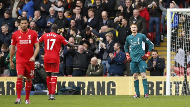 Watford sukses menghancurkan Liverpool dengan skor telak 3-0. Odion Ighalo jadi pahlawan dengan torehan dua gol di laga ini.