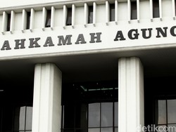 Hakim Agung MD Pasaribu Meninggal, Istri Masih Dirawat Intensif di RSPAD