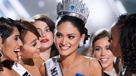 Choi Siwon Undang Miss Universe 2015 ke Konser Super Junior