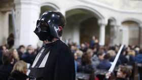 Heboh 'Darth Vader' Diusir dari Sekolah di Amerika