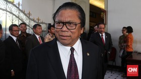 KPU Hanya Verifikasi Hanura dengan Ketum Oesman Sapta Odang