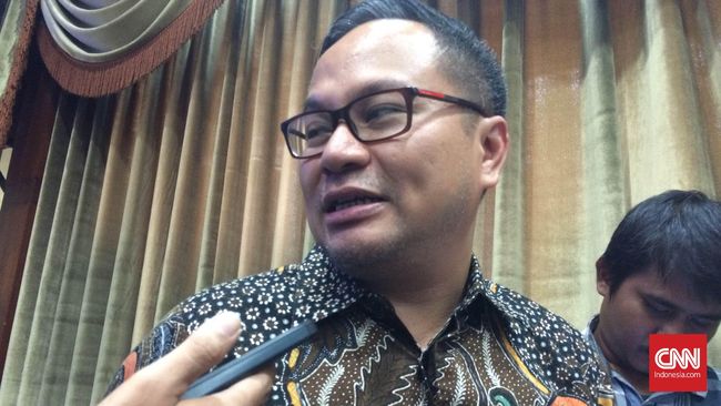 Kartika Wirjoatmodjo Resmi Jadi Direktur Utama Bank Mandiri Kartika Wirjoatmodjo mengatakan akan ada penyesuaian perbankan dalam satu hingga dua tahun ke depan yang lebih fokus ke arah segmen korporasi.