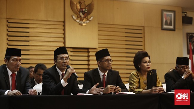 Komisi Pemberantasan Korupsi menyambangi kantor Badan Pemeriksa Keuangan. Mereka bertukar informasi secara tertutup.