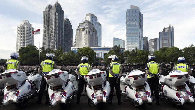 Polisi mengantisipasi aksi sweeping dan terorisme selama pengamanan Natal dan tahun baru, khususnya di Jakarta.