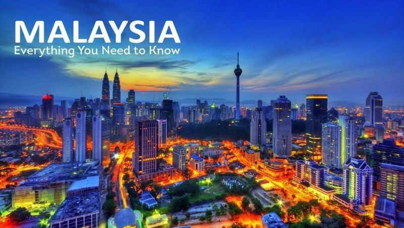 Berikut ini adalah 10 hal unik yang perlu Anda ketahui sebelum memetuskan untuk berlibur ke Negeri Jiran