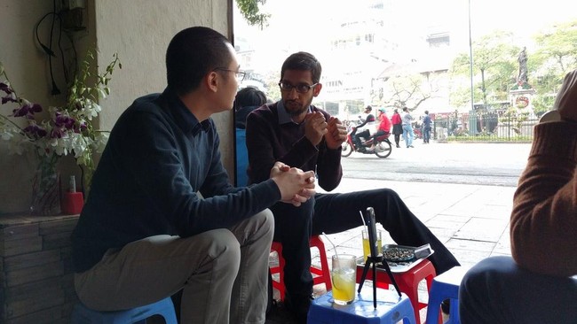 Hingga kini belum diketahui isi pembicaraan dari pertemuan CEO Google Sundar Pichai dan Dong Nguyen si pembuat game Flappy Bird, pada 22 Desember di Hanoi.