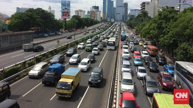 Hingga jeda siang hari ini, saham Jasa Marga tercatat amblas 5,26 persen ke angka Rp5.850 per saham dari penutupan pekan lalu di level Rp6.175 per saham.