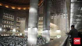 Anggaran Habis, Pengurus Masjid Istiqlal Belum Terima THR