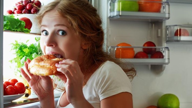 Jangan Tertipu Bun, 6 Tips Diet Ini Cuma Mitos Lho Berbagai tips diet bisa Bunda dapatkan. Eits, tapi jangan sampai salah menerapkan tips diet yang nyatanya cuma mitos belaka ya, Bun.