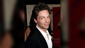 Richard Marx Akhiri Penantian dengan Daisy Fuentes