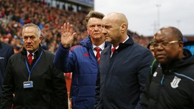 Van Gaal dan Petinggi MU Telah Bertemu