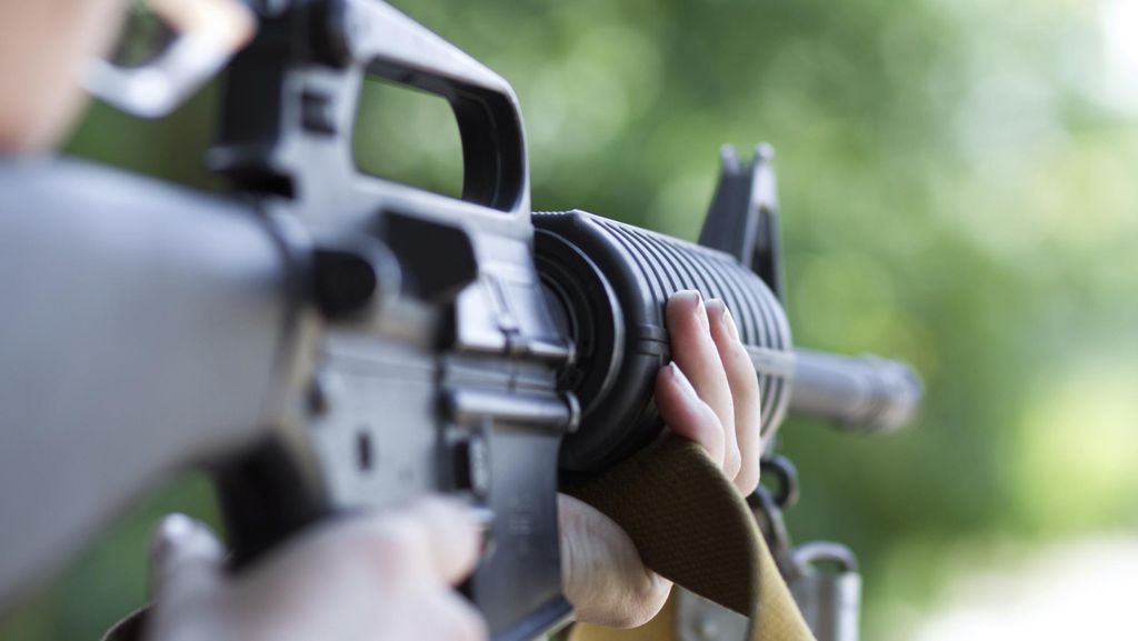 Konvoi Mobil Wali Kota di Filipina Ditembak Pakai Pelontar Granat