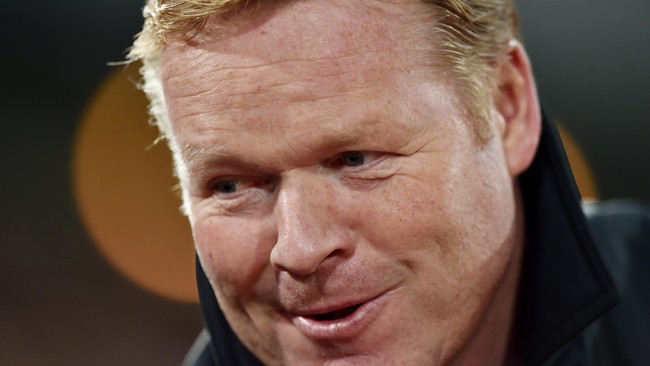 Ronald Koeman menilai tekel Ross Barkley terhadap Henderson seharusnya diganjar kartu merah. Namun, ia pun menilai wasit seharusnya mengusir Dejan Lovren.