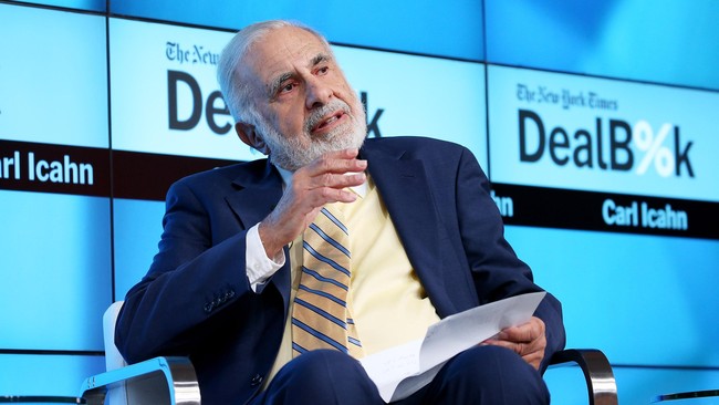 Pada 22 Agustus 2015, Carl C. Icahn, pemilik Icahn Enterprises L.P. mengakuisisi 8,8 persen saham Freeport McMoRan yang terdaftar di bursa efek New York.