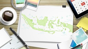Surga di Negeri Sendiri
