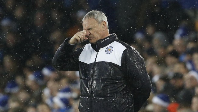Petinggi Leicester City dianggap tak tahu cara berterima kasih pada Claudio Ranieri, sosok yang mempersembahkan titel Liga Primer Inggris musim lalu.