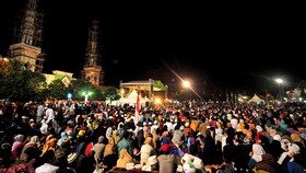 Sikap Umat Islam saat Melihat Kezaliman seperti Kerusakan Lingkungan