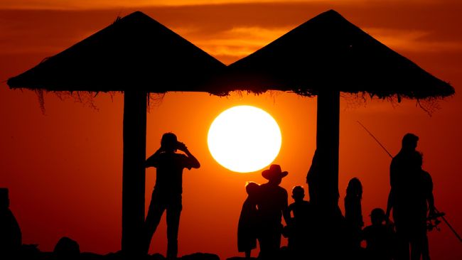 Sekitar 1500 tahun lalu, tahun kabisat diciptakan untuk 'menyeimbangkan' dan 'memperbaiki' jadwal waktu bumi mengelilingi matahari.