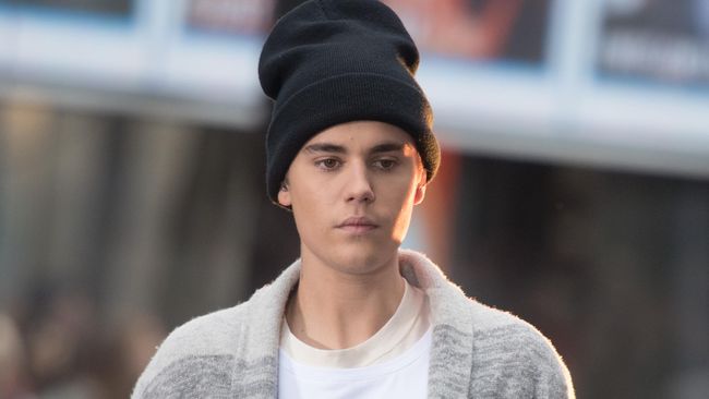 Rapper 50 Cents mengatakan kalau mantan kekasih Selena Gomez itu memiliki "masalah ketenaran yang sama" dengan mendiang Michael Jackson.