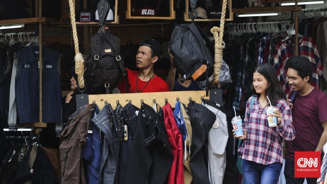 Anak muda sekarang adalah pribadi yang cerdas, penuh daya juang, dan penuh ambisi. Lantas, bagaimana caranya supaya sukses? Berikut ini 5 tipsnya.