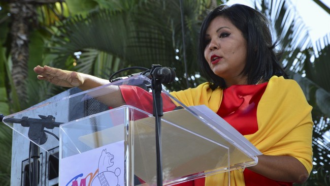 Wali kota untuk kota Temixco, Gisela Mota yang baru dilantik pada saat tahun baru tewas sehari setelahnya dalam serangan kelompok bersenjata di rumahnya.