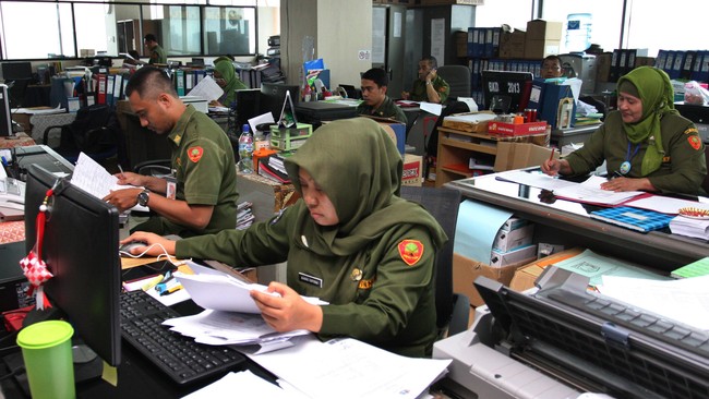 Selama ini maksimum pemberian KPR dibatasi sampai PNS yang bersangkutan berusia maksimal 60 tahun.