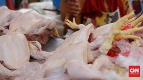 BPS Pantau Harga Ayam Sampai Minyak Goreng Merangkak Naik