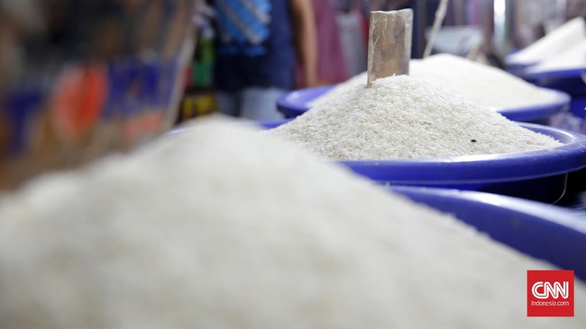 Panjangnya alur distribusi karena sebagian besar barang komoditas ke Jakarta berasal dari luar provinsi tersebut.