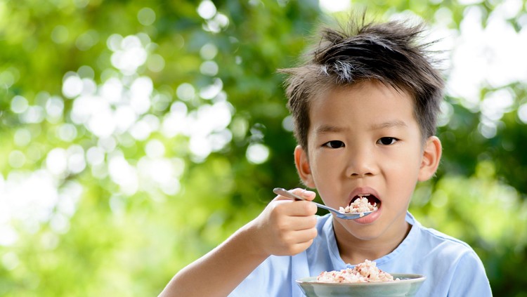 Duh, bangun kesiangan! Apa yang bisa disiapkan untuk sarapan anak ya? Simak ide dari Bu Dokter ini.