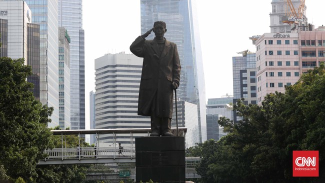 Polisi masih menyelidiki pelaku corat-coret di Patung Jenderal Sudirman di Dukuh Atas, Jakarta.