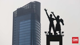 Patung Selamat Datang, Kala Gerilyawan Jadi Pematung Andalan