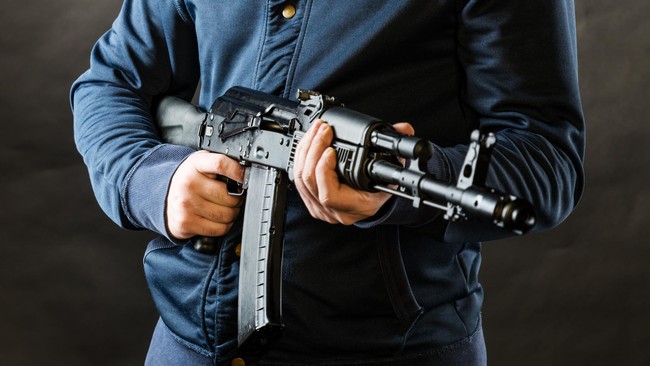 Kelompok militan menyerbu sebuah kampus di Pakistan pada Rabu (20/1). Dalam peristiwa ini, terdengar suara tembakan dan ledakan, diduga puluhan orang terluka.