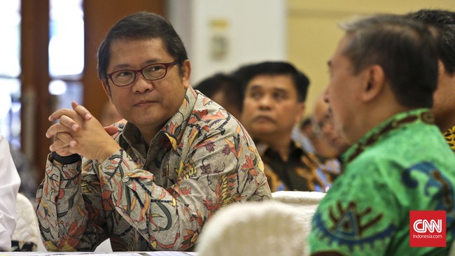 Rudiantara akan berkoordinasi dengan regulator telekomunikasi negara tetangga agar tak ada kebocoran sinyal di wilayah perbatasan yang bisa merugikan warga.