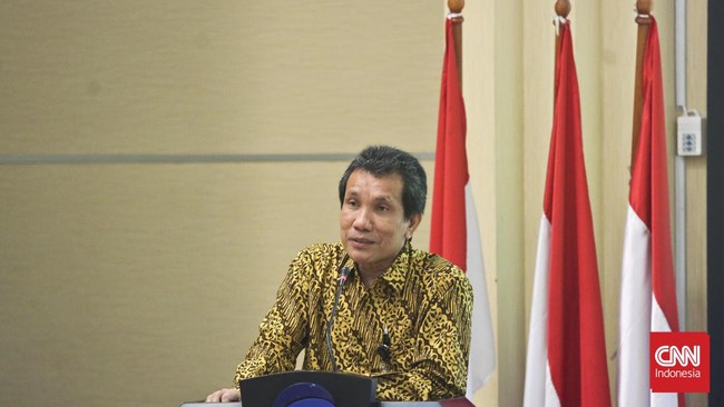 Menteri Desa Eko Putro Sandjojo mengaku tidak tahu status uang lebih dari Rp10 triliun yang merupakan sisa dari program PNPM Mandiri sejak tahun 2007.