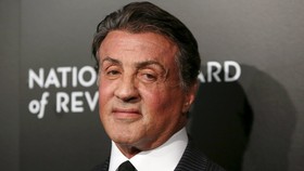 Disebut Meninggal, Sylvester Stallone: Saya Masih Hidup