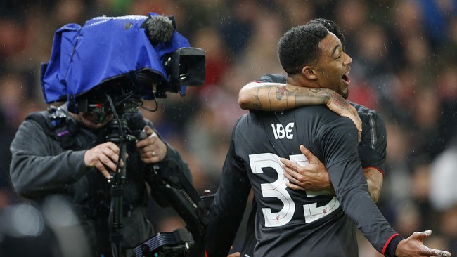 Liverpool sukses mempertahankan keunggulan di babak pertama untuk memenangi leg pertama semifinal Piala Liga dengan skor tipis 1-0.