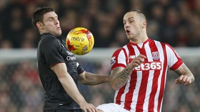 Hughes Ingin Sejarah Buruk Stoke di Anfield Terhapus