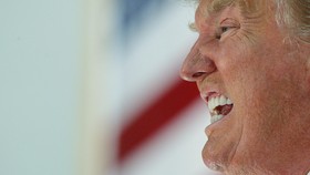 Donald Trump: Samuel L. Jackson Membosankan!