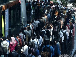 New Normal Bisa Redam Gelombang PHK, Yakin?