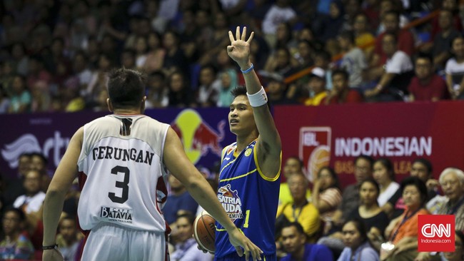 Foto Terbaik 'Derby Jakarta' Pertama di IBL 2015-2016