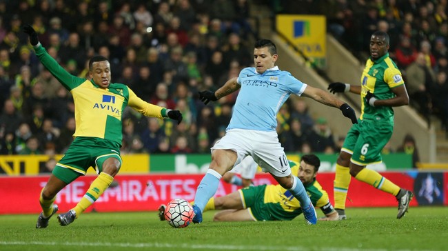 Manchester City lolos ke babak empat Piala FA setelah menaklukkan tuan rumah Norwich City dengan skor 3-0.