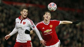 Penalti di Ujung Laga Buat MU Kalahkan Sheffield United